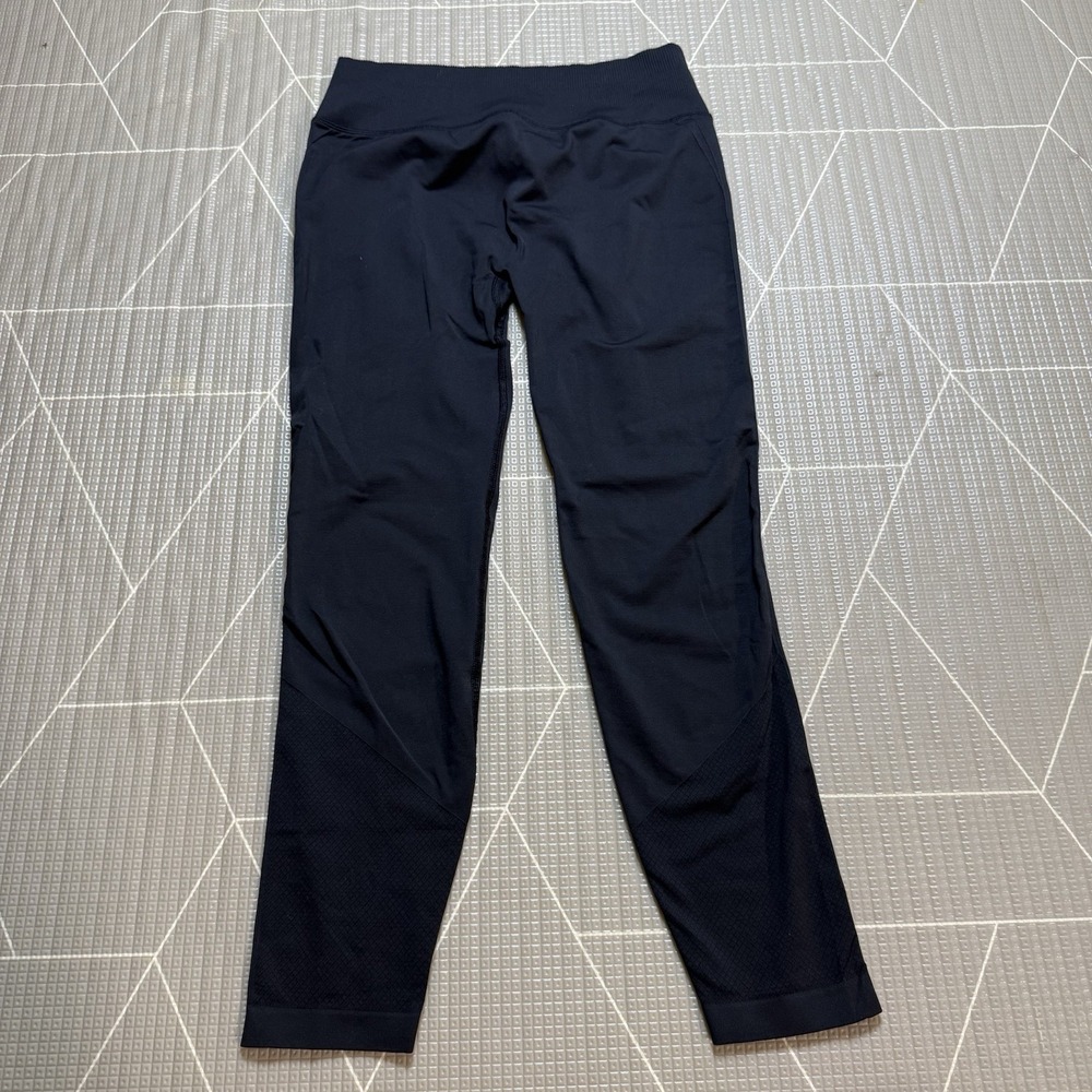 Lululemon Compression Tights 10 Black 25" Inseam